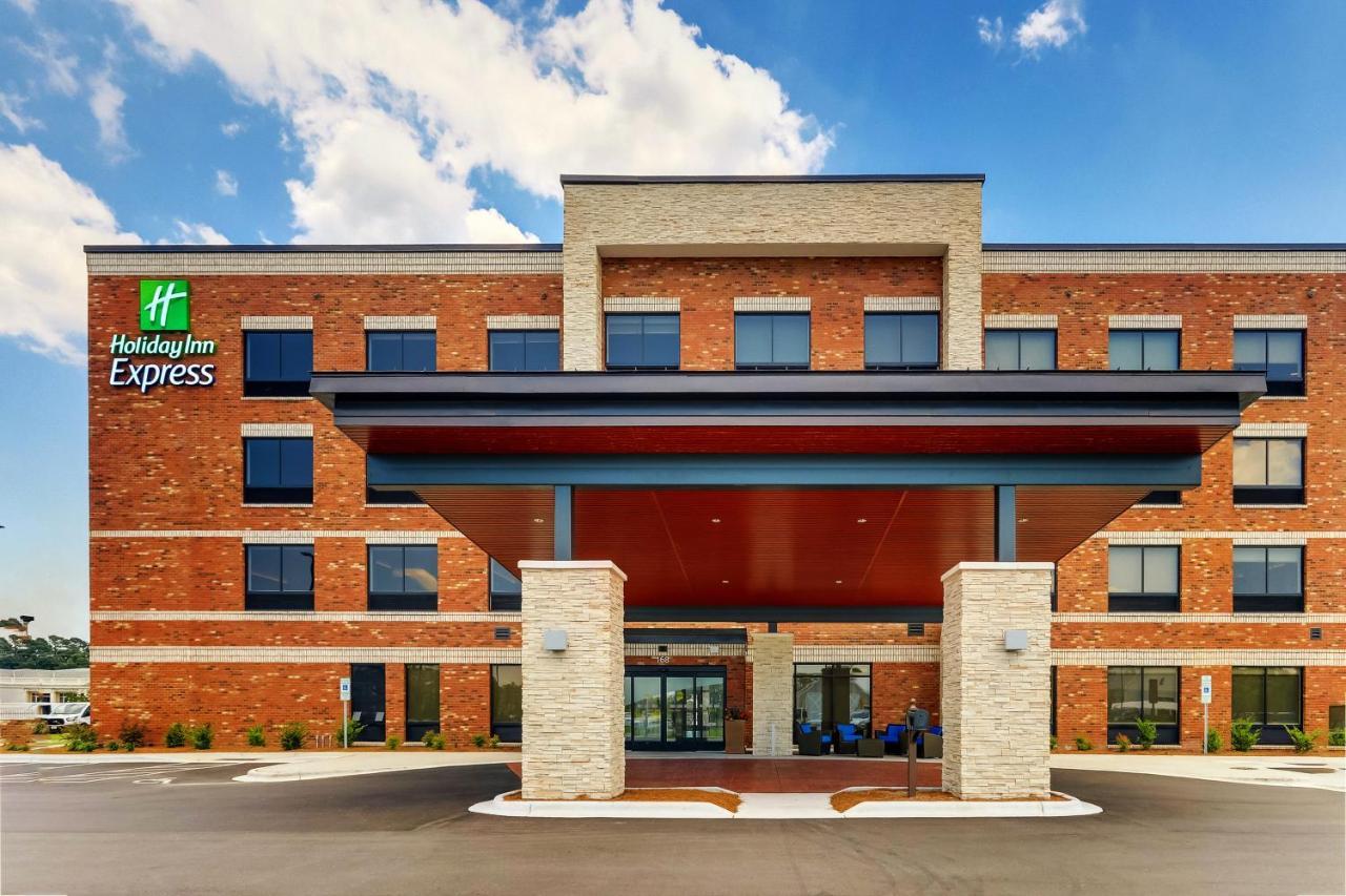 Holiday Inn Express - Wilmington - Porters Neck By Ihg Экстерьер фото