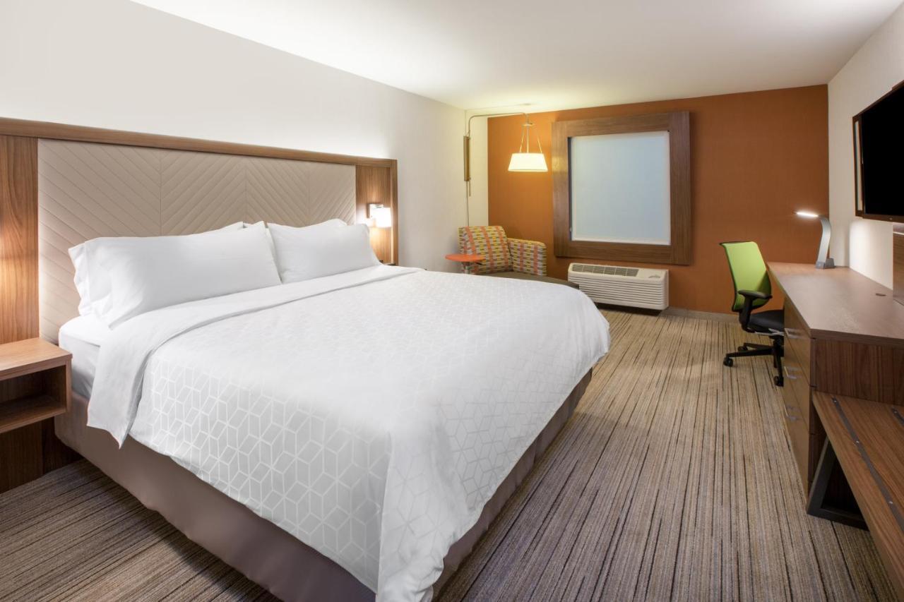 Holiday Inn Express - Wilmington - Porters Neck By Ihg Экстерьер фото